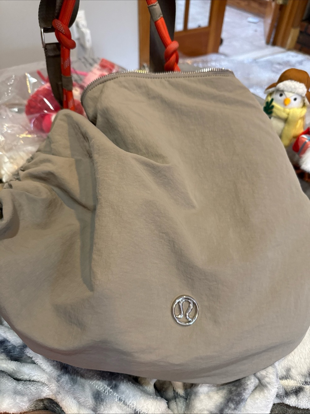 lululemon athletica light gray shoulder bag with orange strap accents - Picture 10 of 10